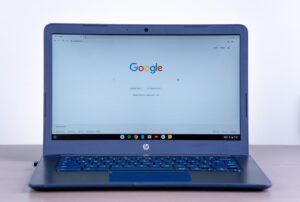 子育てママが在宅と出社を比較する際のポイントは？